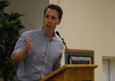 Sen. Josh Hawley and Other Republicans Back AUMF Repeal